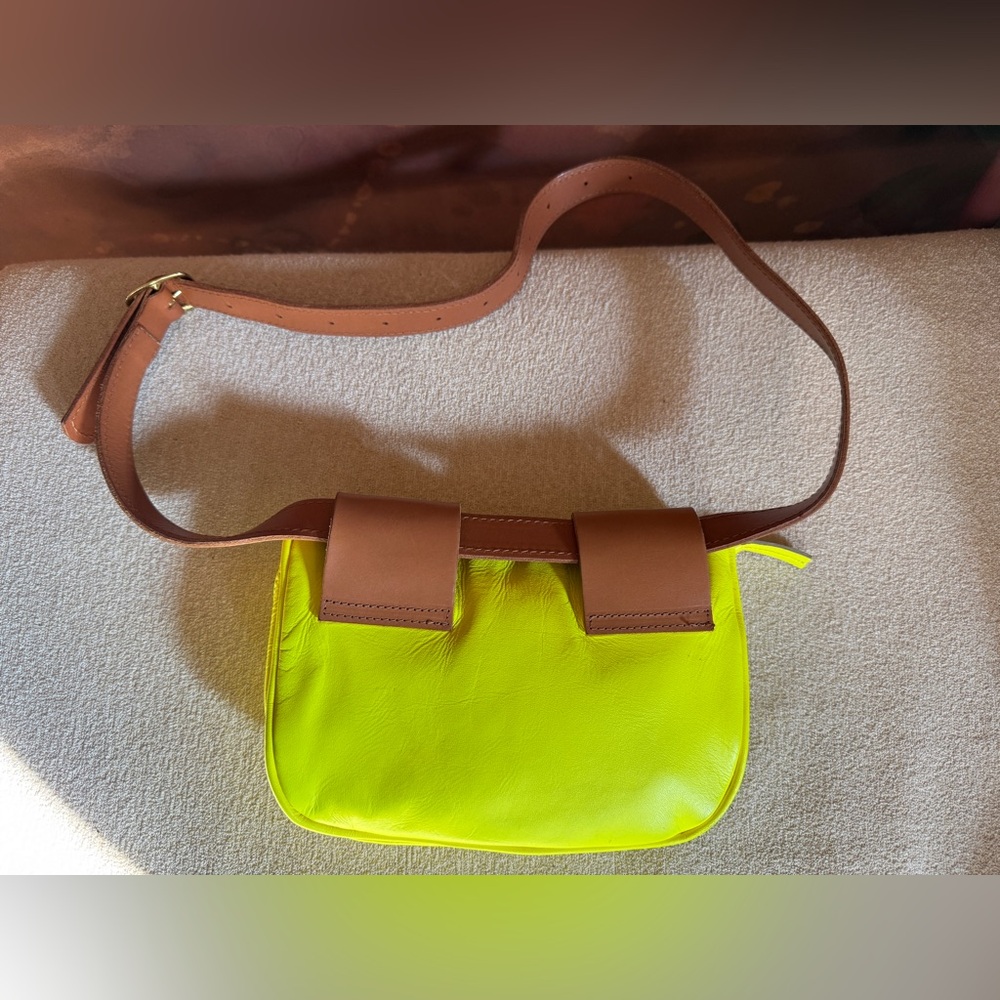 Clare V Neon Yellow Fanny - Picture 2 of 7